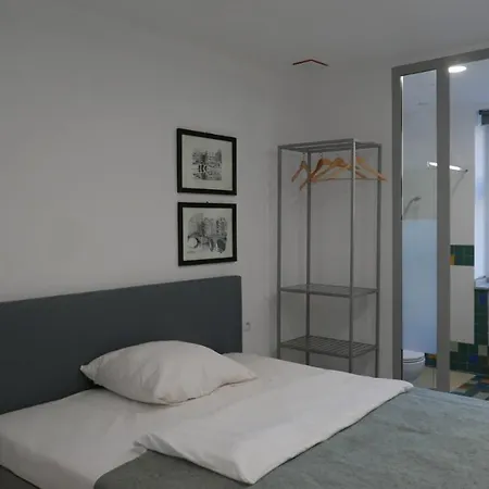 Rooms Bytom 바이톰