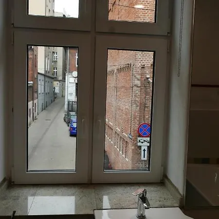 아파트 Rooms Bytom 바이톰