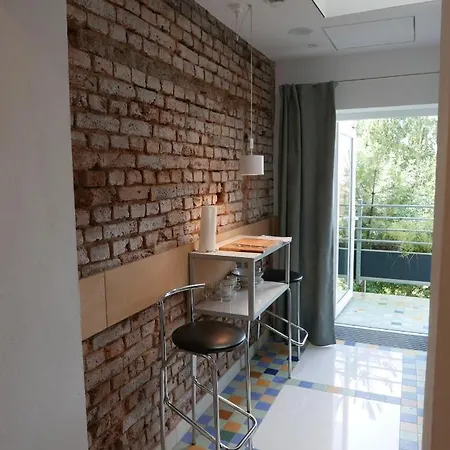 Rooms Bytom * 바이톰