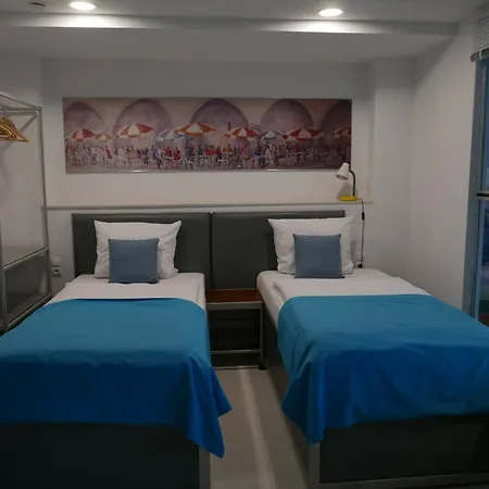 Rooms Bytom 아파트