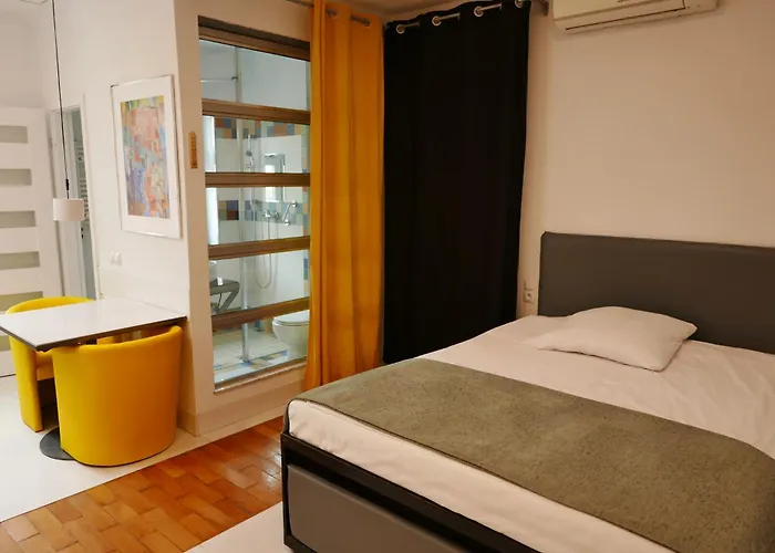 Rooms Bytom * Бытом